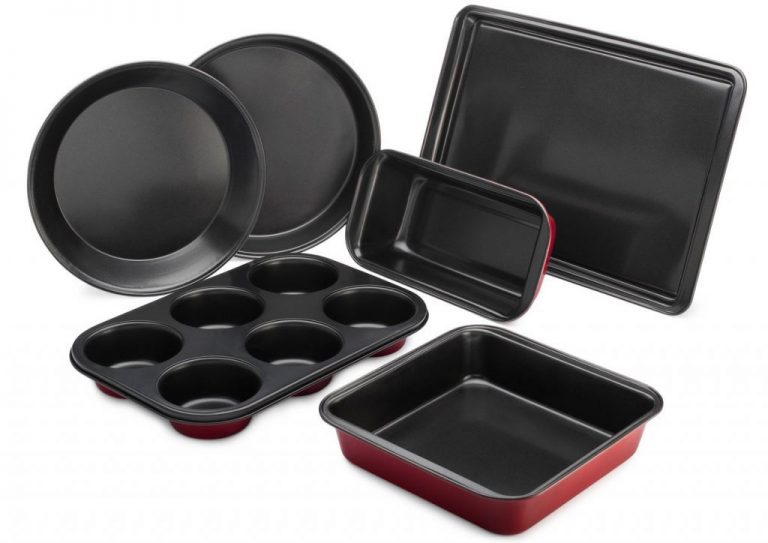 An Ultimate Guide to Know about Bakeware Set BAKEWARE SET